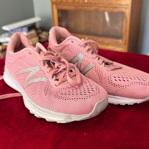 New Balance Women's Athletic Shoes in Pink and White
